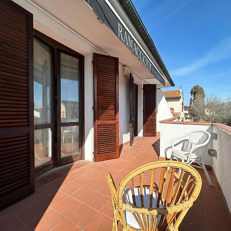 Appartamento La Casa Di Simo Montecalvoli Екстер'єр фото